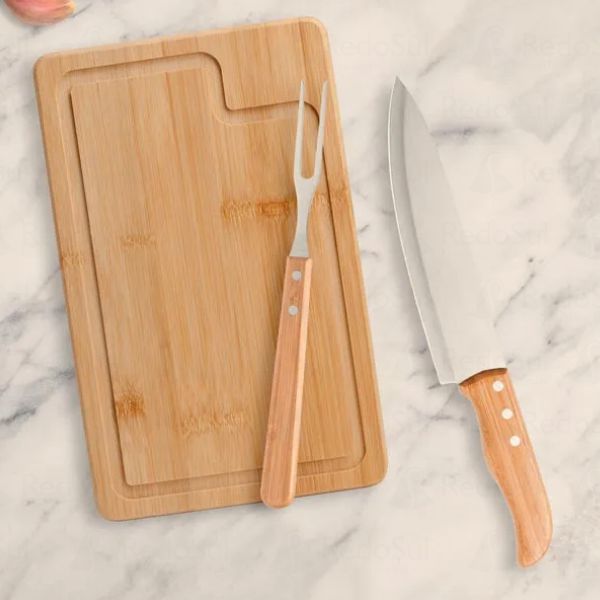Kit churrasco personalizado  com tábua garfo e faca