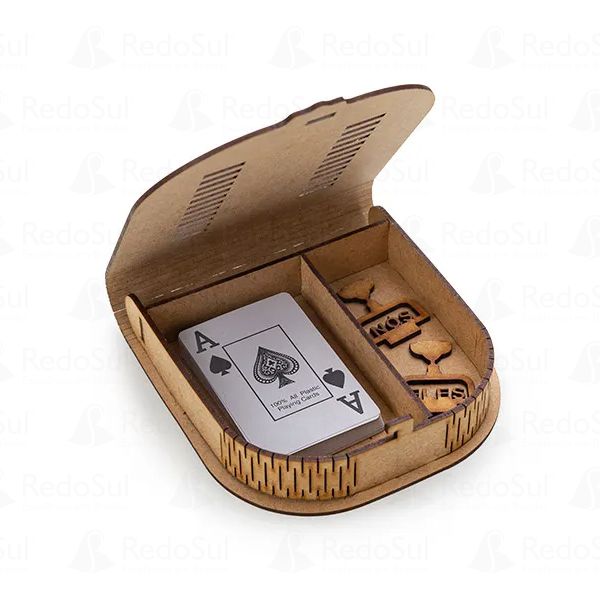 Kit Churrasco Personalizado com copos e jogo de baralho Kit Churrasco Personalizado com copos e jogo de baralho