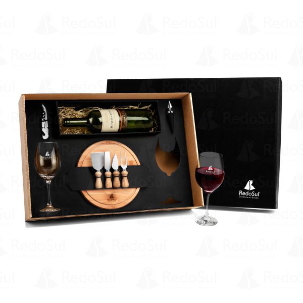 Kit Queijo e Vinho Personalizado Kit Queijo e Vinho Personalizado