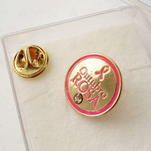 Pin em Metal Recortado